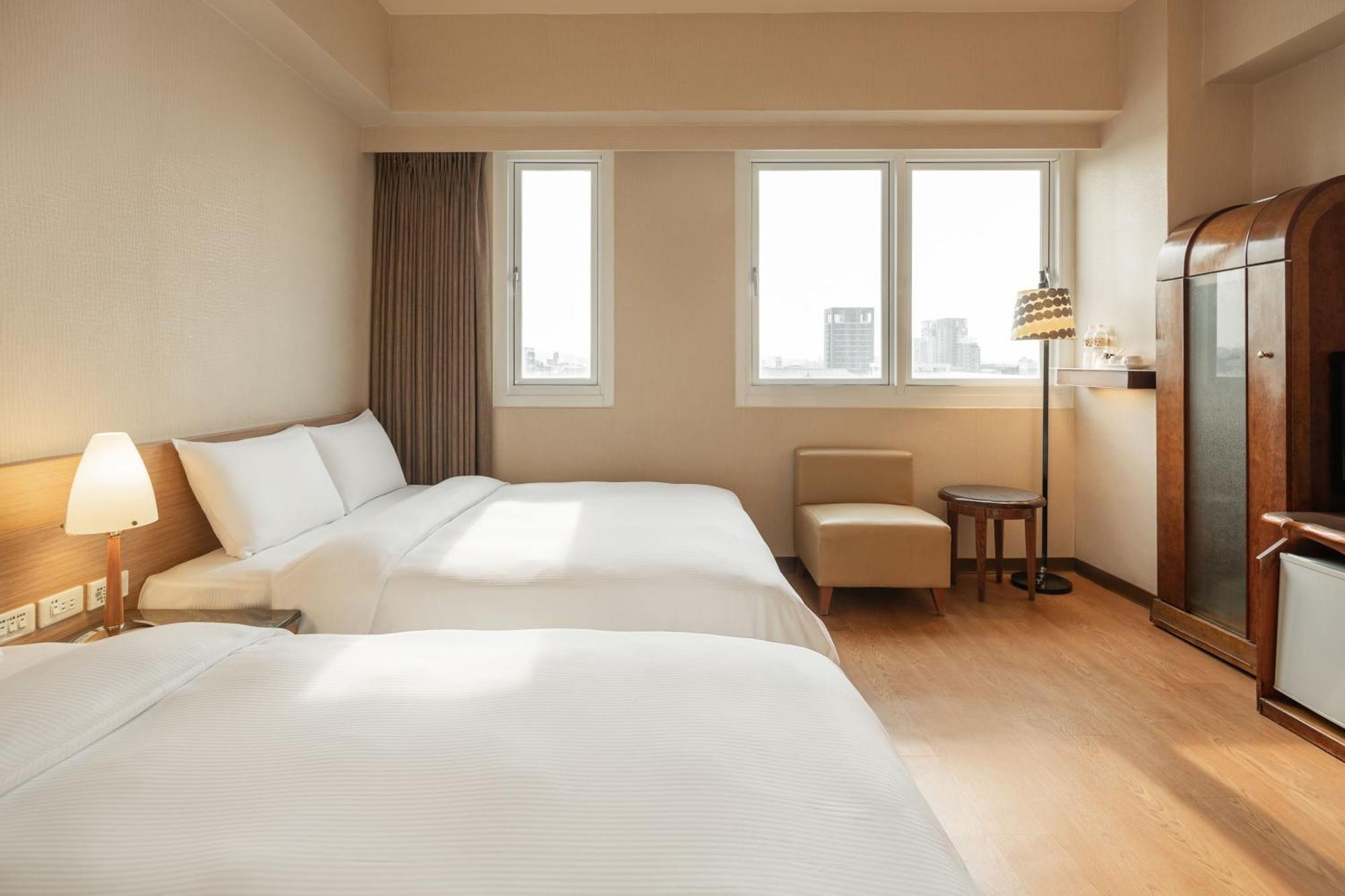 Kindness Hotel Wu-Jia Гаосюн Номер фото