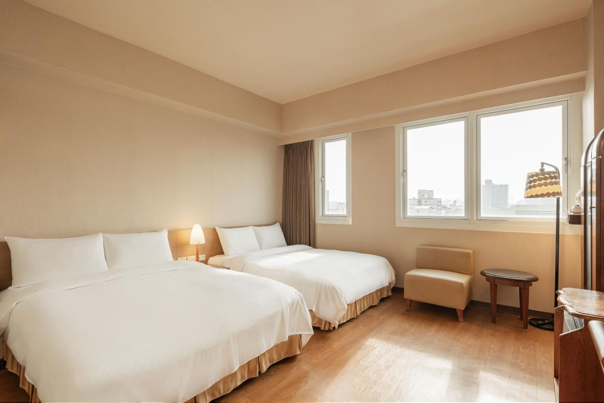 Kindness Hotel Wu-Jia Гаосюн Номер фото