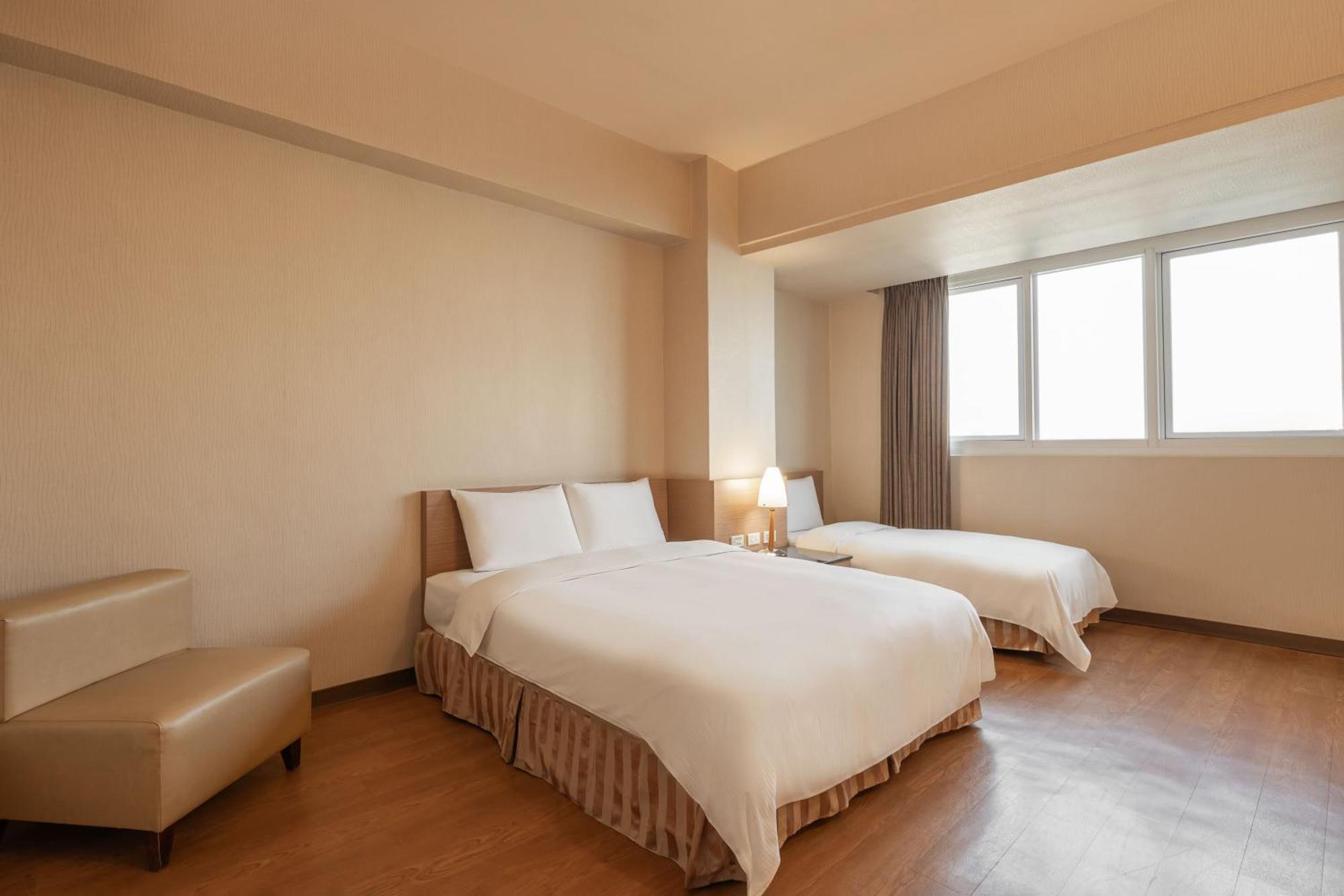 Kindness Hotel Wu-Jia Гаосюн Номер фото