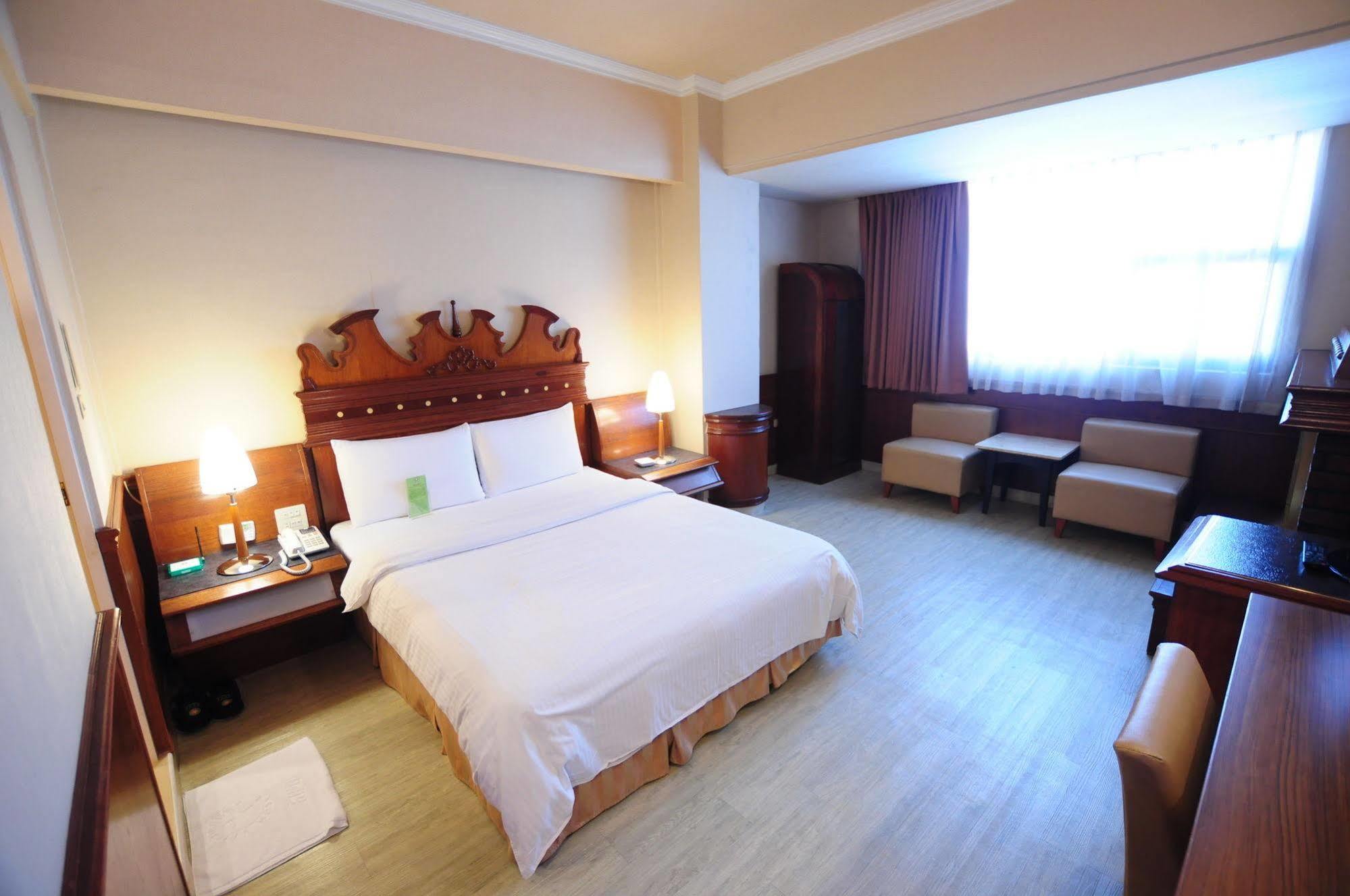 Kindness Hotel Wu-Jia Гаосюн Экстерьер фото