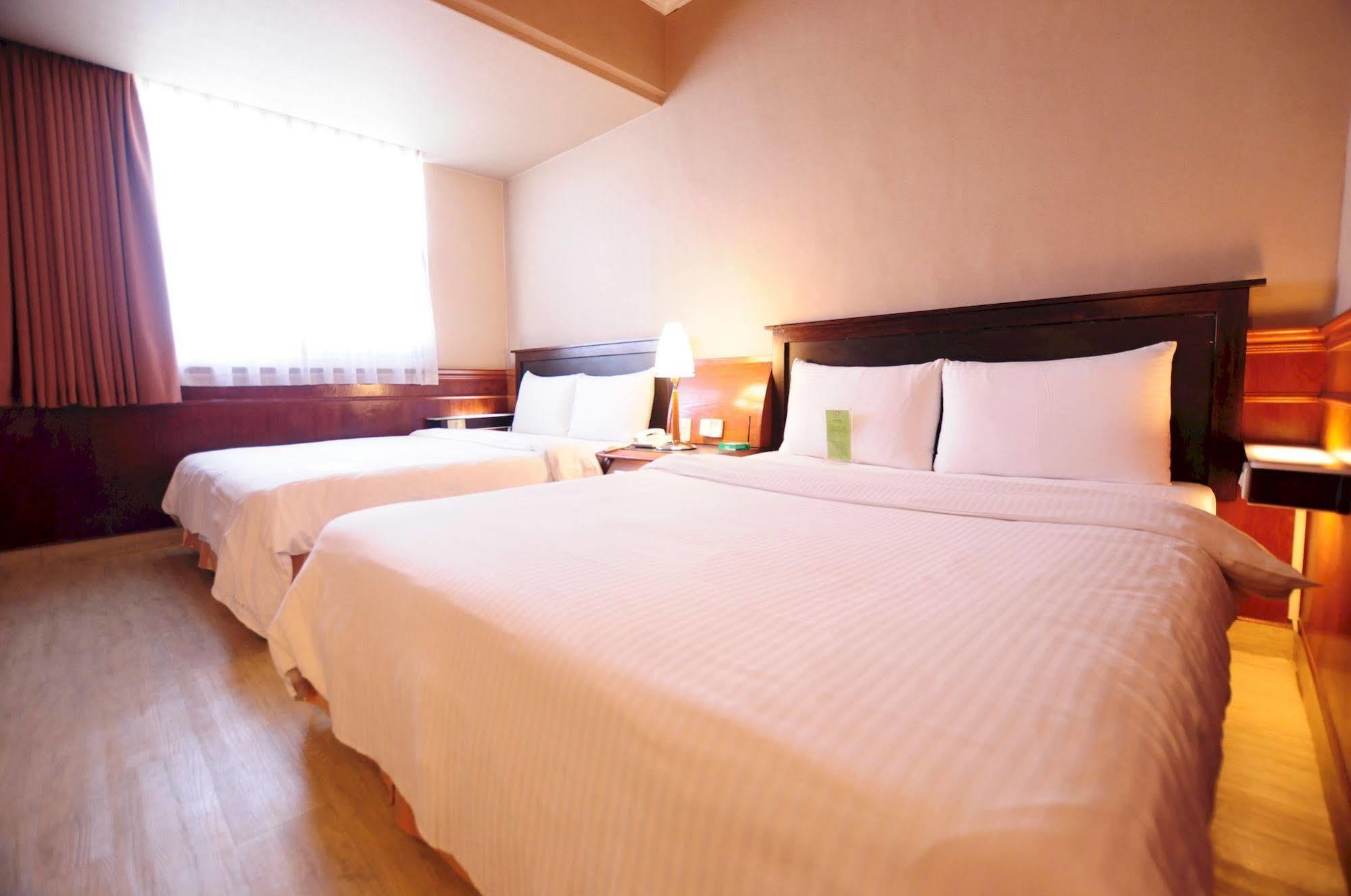 Kindness Hotel Wu-Jia Гаосюн Экстерьер фото