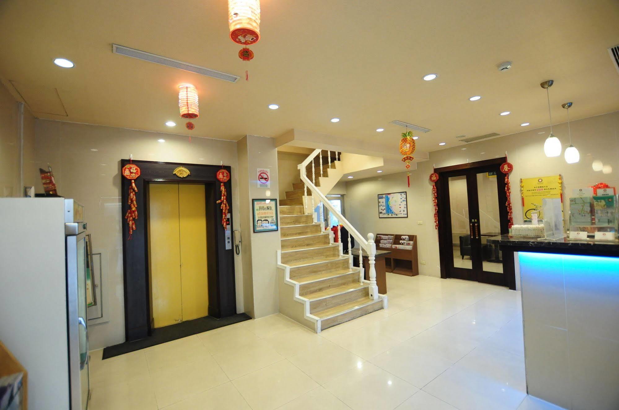 Kindness Hotel Wu-Jia Гаосюн Экстерьер фото